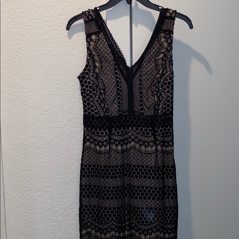 Romeo & Juliet Couture Black Lace Dress
